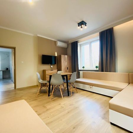 Gold Apartament Świdnik Esterno foto